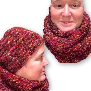 Handmade knit neck warmer cowl gaiter and hat set